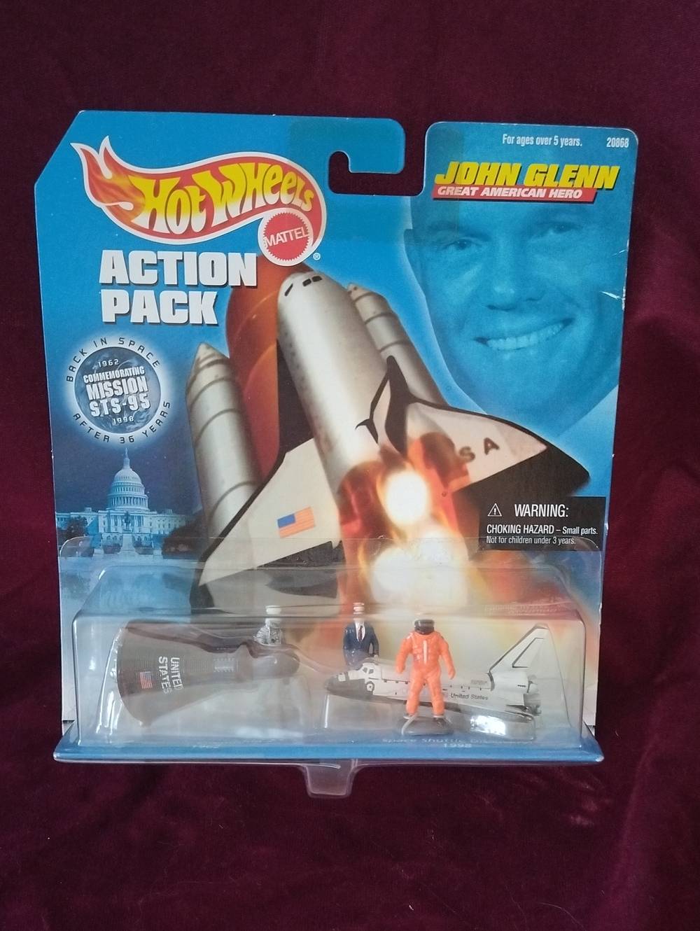 Vintage 1998 Hot Wheels Action Pack Space shuttle John Glenn and Mission STS-95
